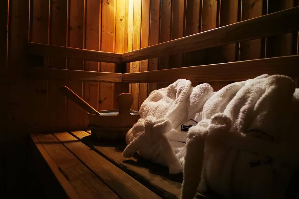 Sauna slide